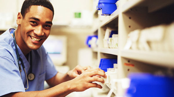 pharmacy tech schools in bakersfield