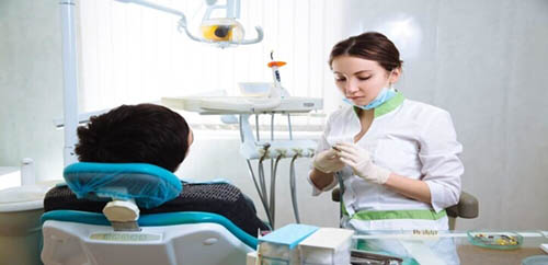 Training to be a Dental Hygienist in Arizona